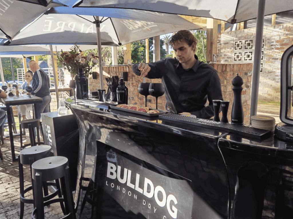 Event bars / bar staff